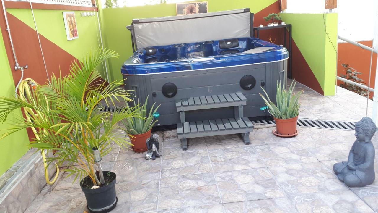 Villa La Casa Binecha avec Jacuzzi Baillif Exterior foto